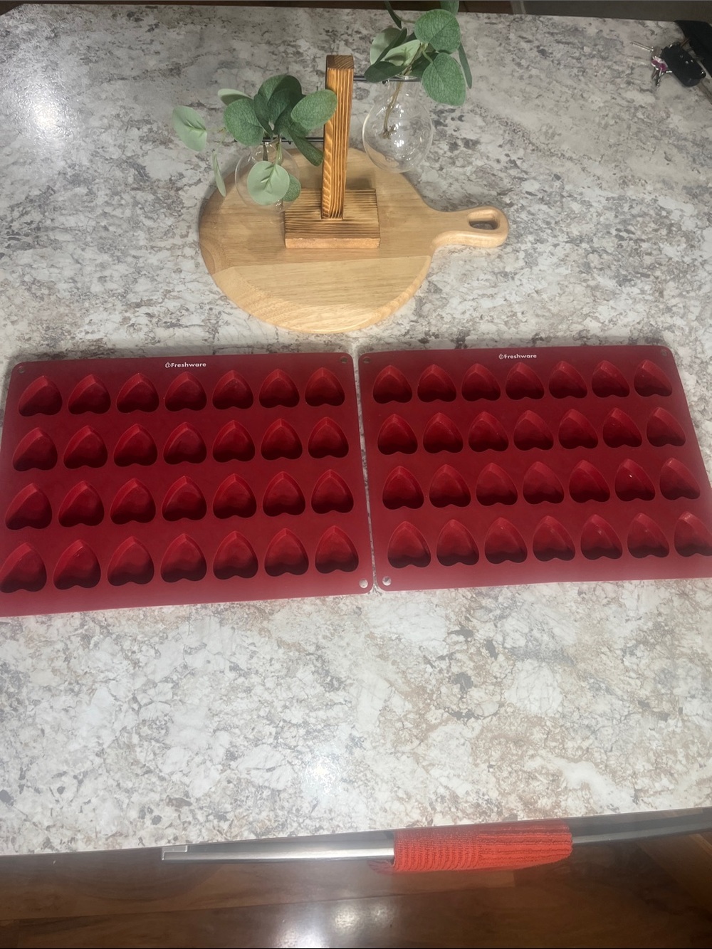HEART SHAPED SILICONE MOLDS FOR BAKING